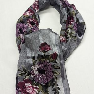 NWT Jones New York silk scarf